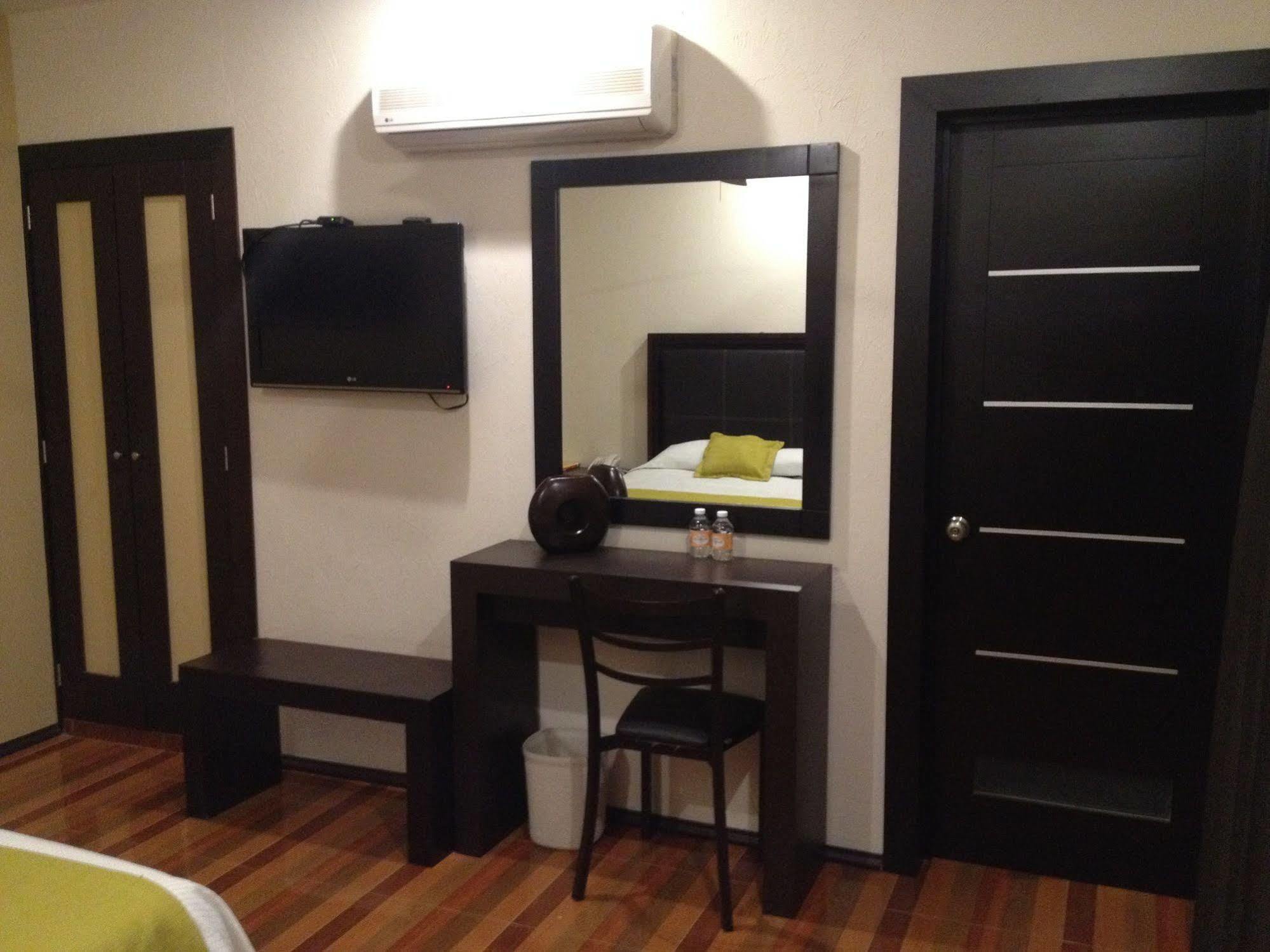 Hotel Majova Inn Ксалапа Екстериор снимка