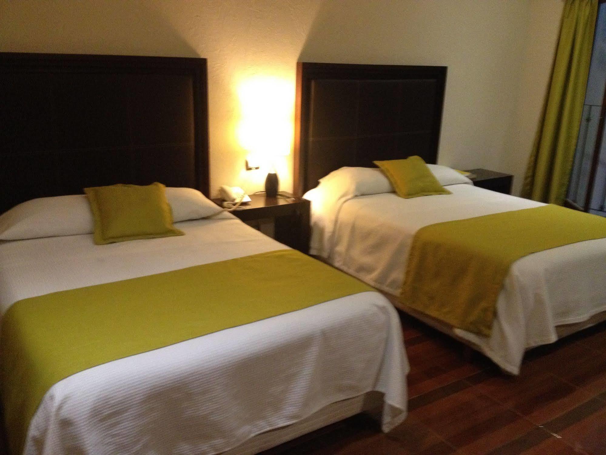 Hotel Majova Inn Ксалапа Екстериор снимка